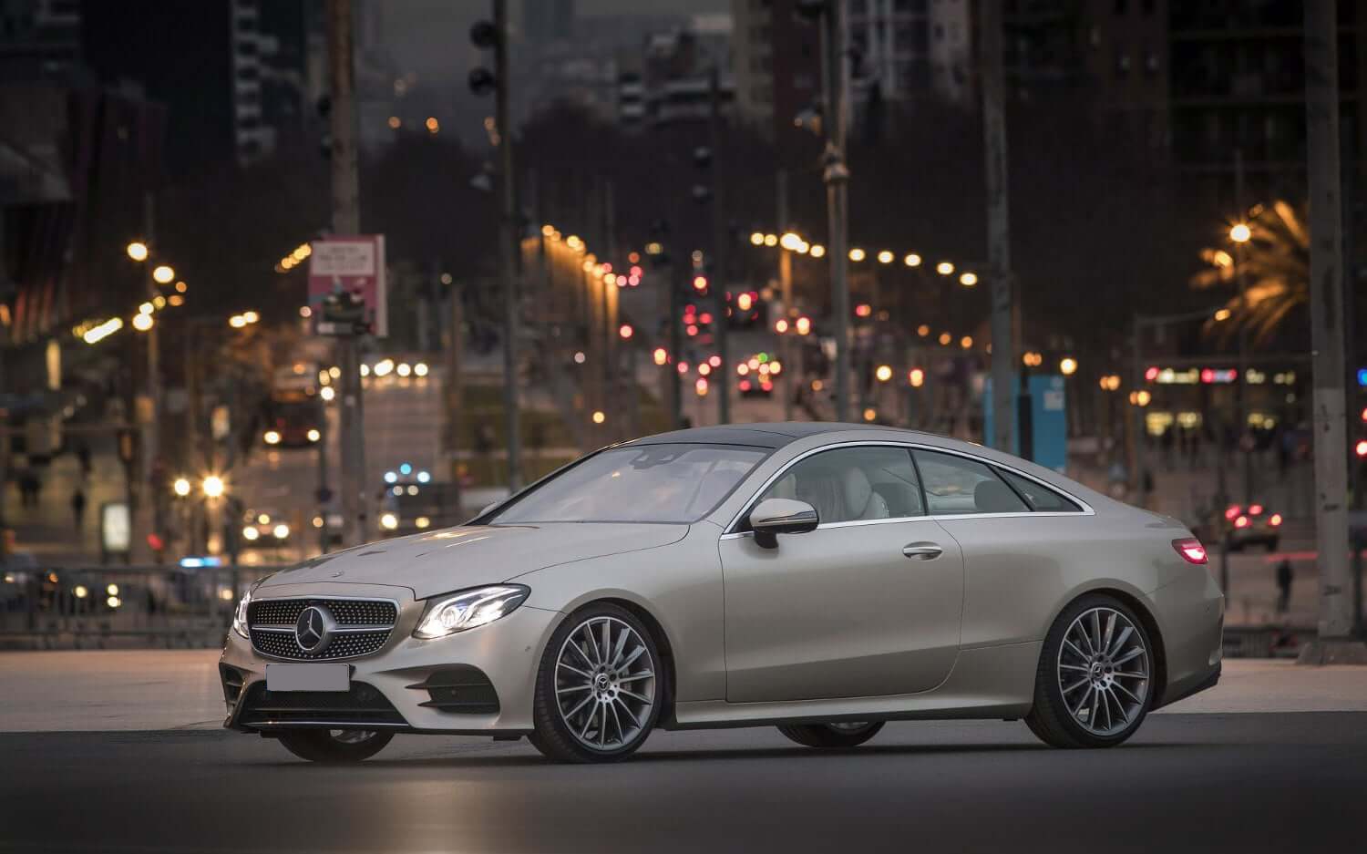 mercedes benz e class limosuine